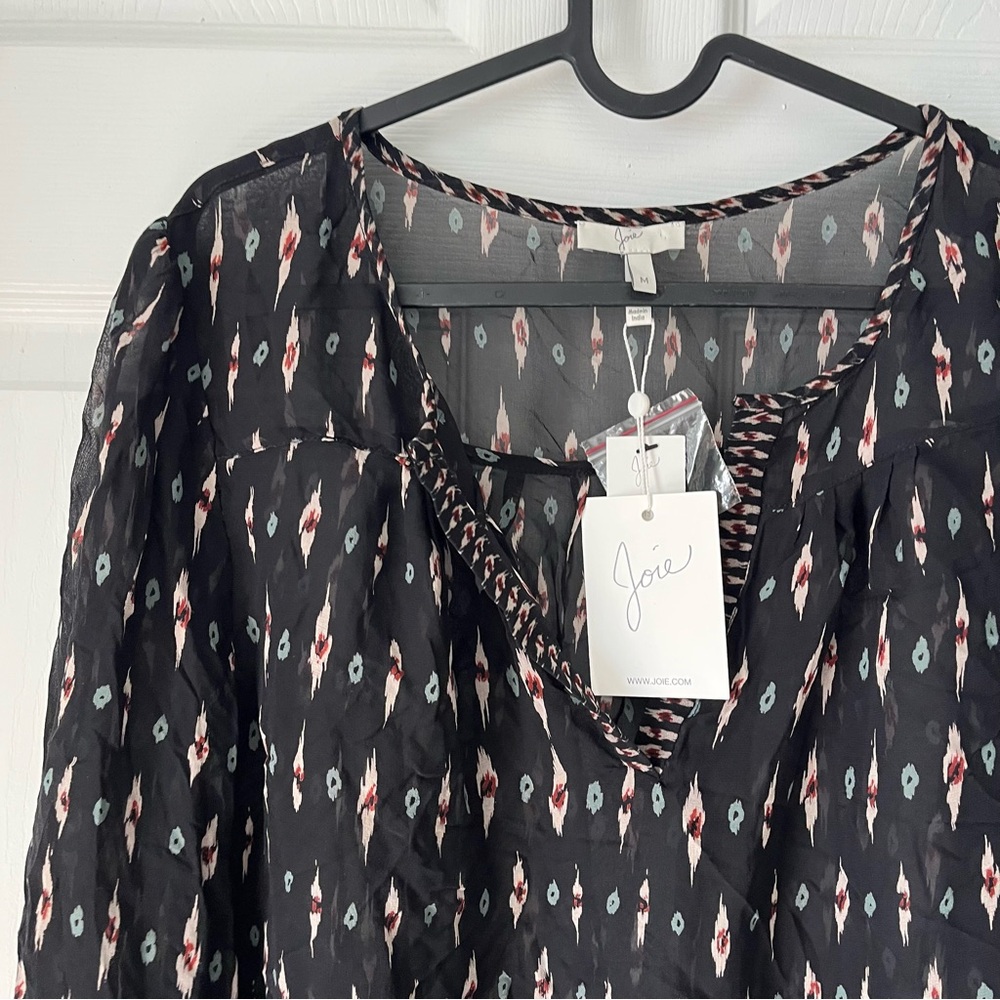 NWT Women's Joie 100% Silk Long Sleeve Top size Medium - Picture 4 of 8